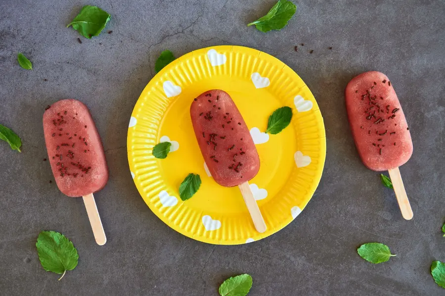 Ghiaccioli calorie: valori e alternative leggere